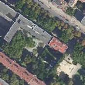 128 m aerial training tile at 52.52155, 13.33218