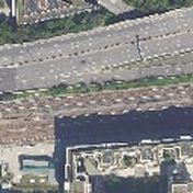 128 m aerial training tile at 52.47784, 13.33384