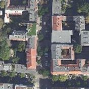 128 m aerial training tile at 52.52858, 13.34135
