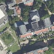 128 m aerial training tile at 52.50388, 13.38566