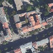 128 m aerial training tile at 52.52934, 13.39605