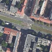 128 m aerial training tile at 52.52946, 13.40548