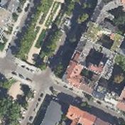 128 m aerial training tile at 52.50431, 13.41771