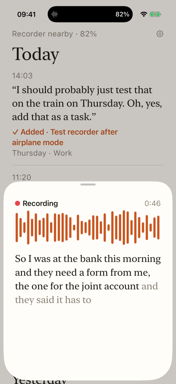 The recording sheet with waveform and live transcript